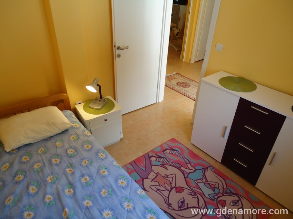 Kuca , privatni smeštaj u mestu Sutomore, Crna Gora
